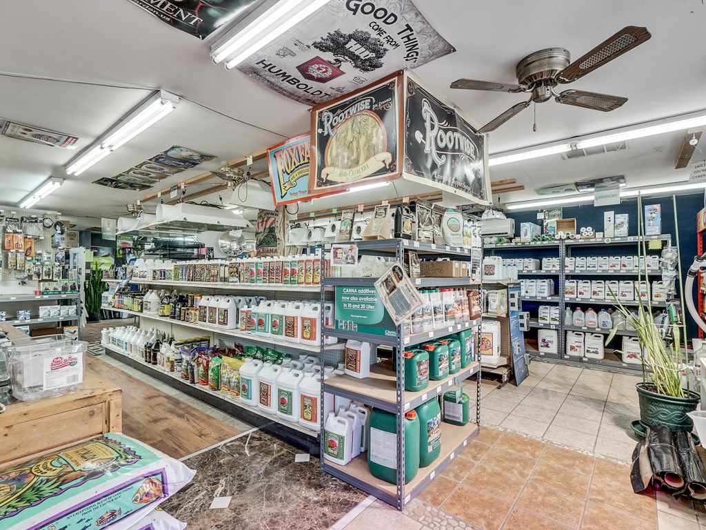 DESERT BLOOM HYDROPONICS: 445 Pitkin Ave, Grand Junction, CO 81501